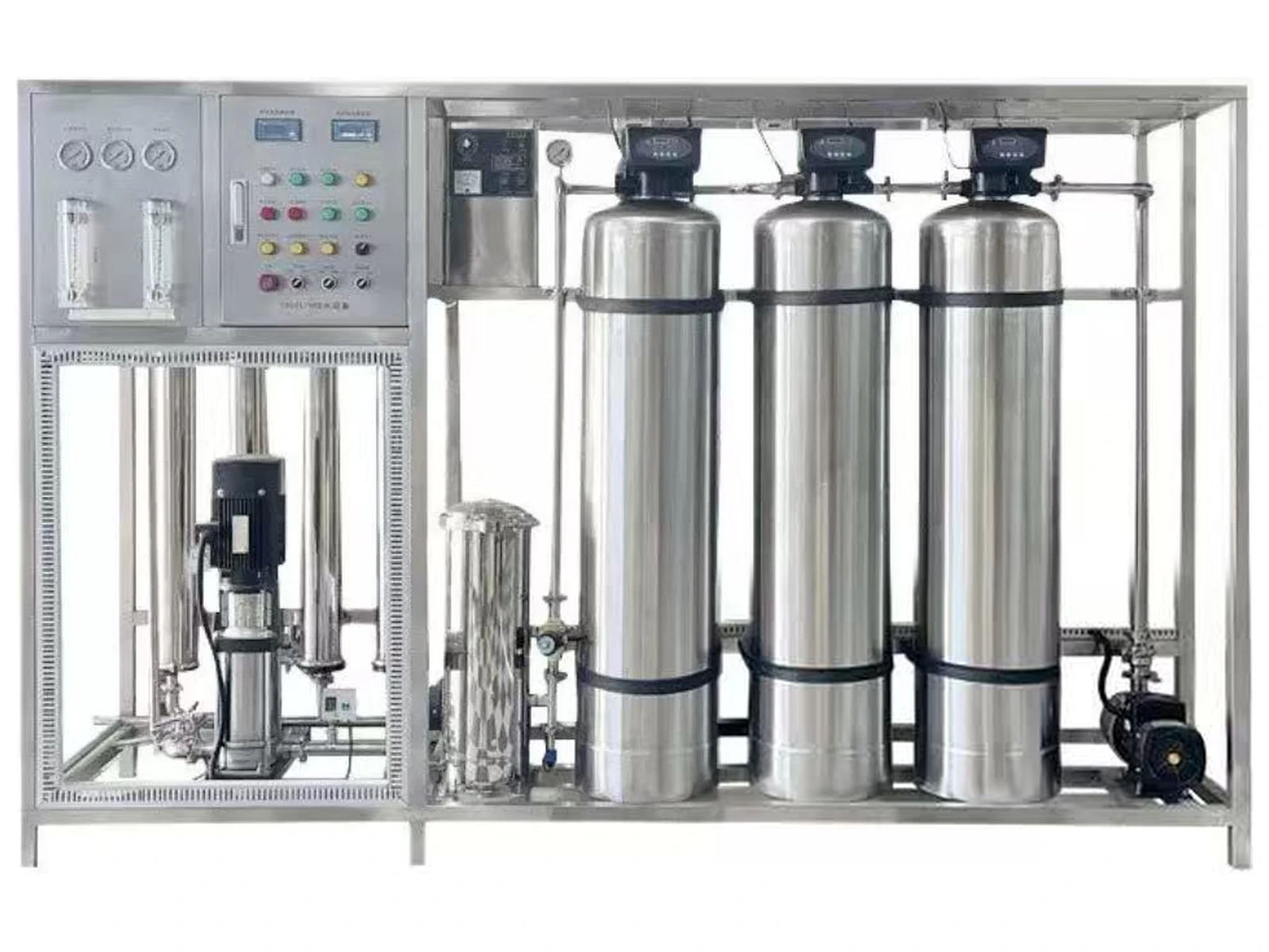 304 stainless-steel single-pass industrial reverse osmosis system with pretreatment vessels, pump, membrane housings, piping and control cabinet